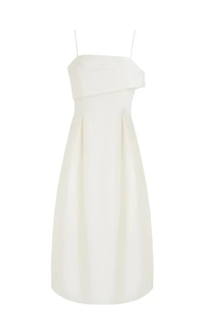 Hvordan kan en asymmetrisk festkjole i fransk stil til kvinder løfte dit elegante modeudsagn